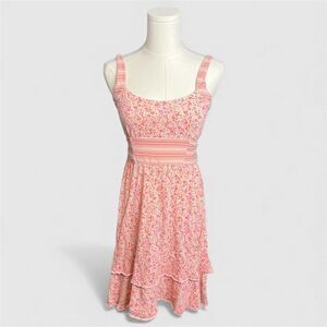 Taylor Swift LEI Pink Floral Babydoll Dress
